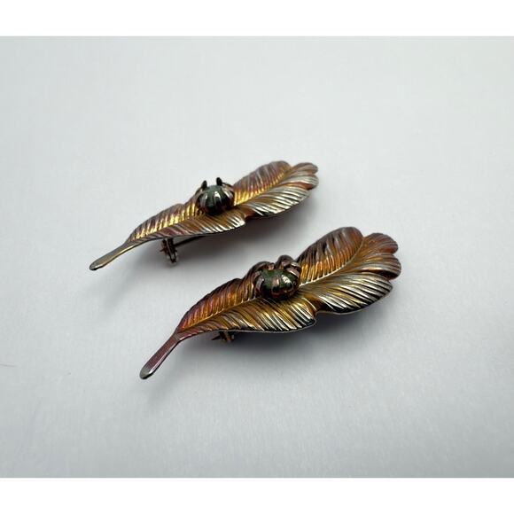 Vintage Pair Mid-Century Iridescent Feather Brooches, Rainbow MCM Statement Pins - Picture 3 of 8